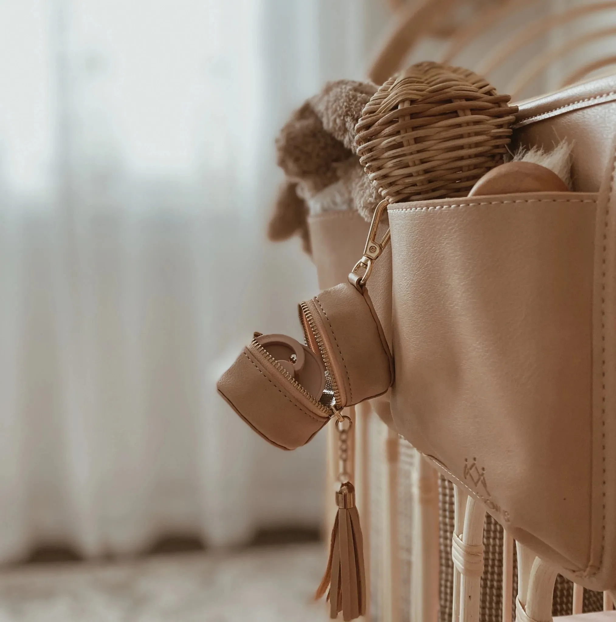 3 Little Crowns Vegan Leather Dummy Case - Nude