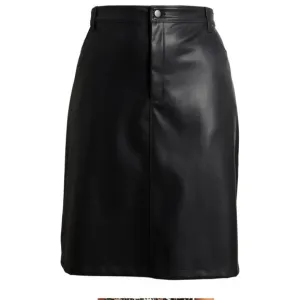 40 - NWOT- Treasure &amp; Bond Faux Leather Skirt- size large