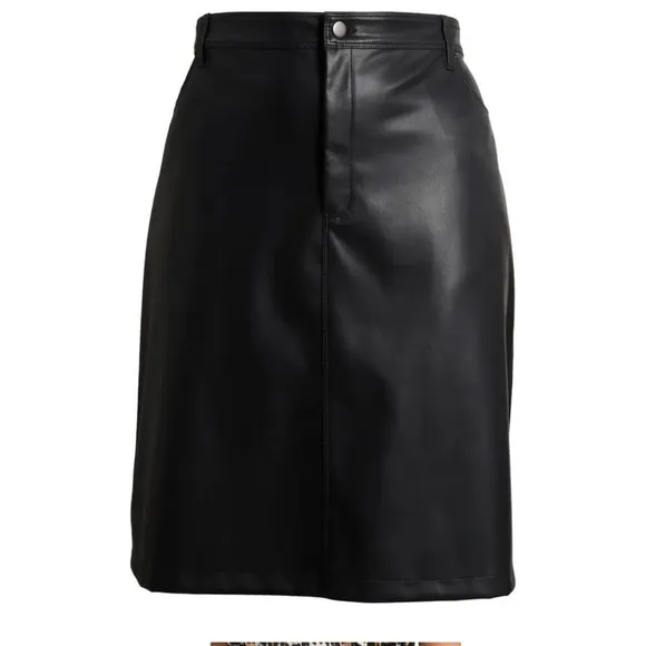 40 - NWOT- Treasure &amp; Bond Faux Leather Skirt- size large