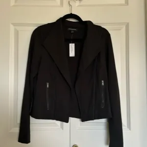 Banana Republic NWTS  black non closure faux leather trimmed jacket size medium