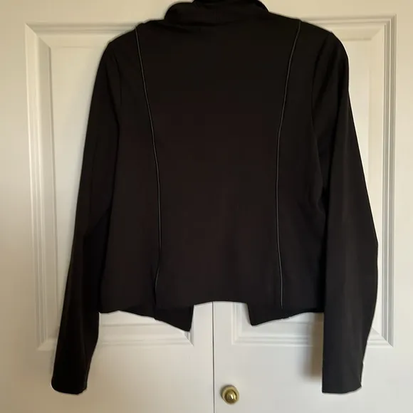 Banana Republic NWTS  black non closure faux leather trimmed jacket size medium