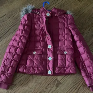 Beautiful burgundy Juicy Couture winter jacket- looks brand new