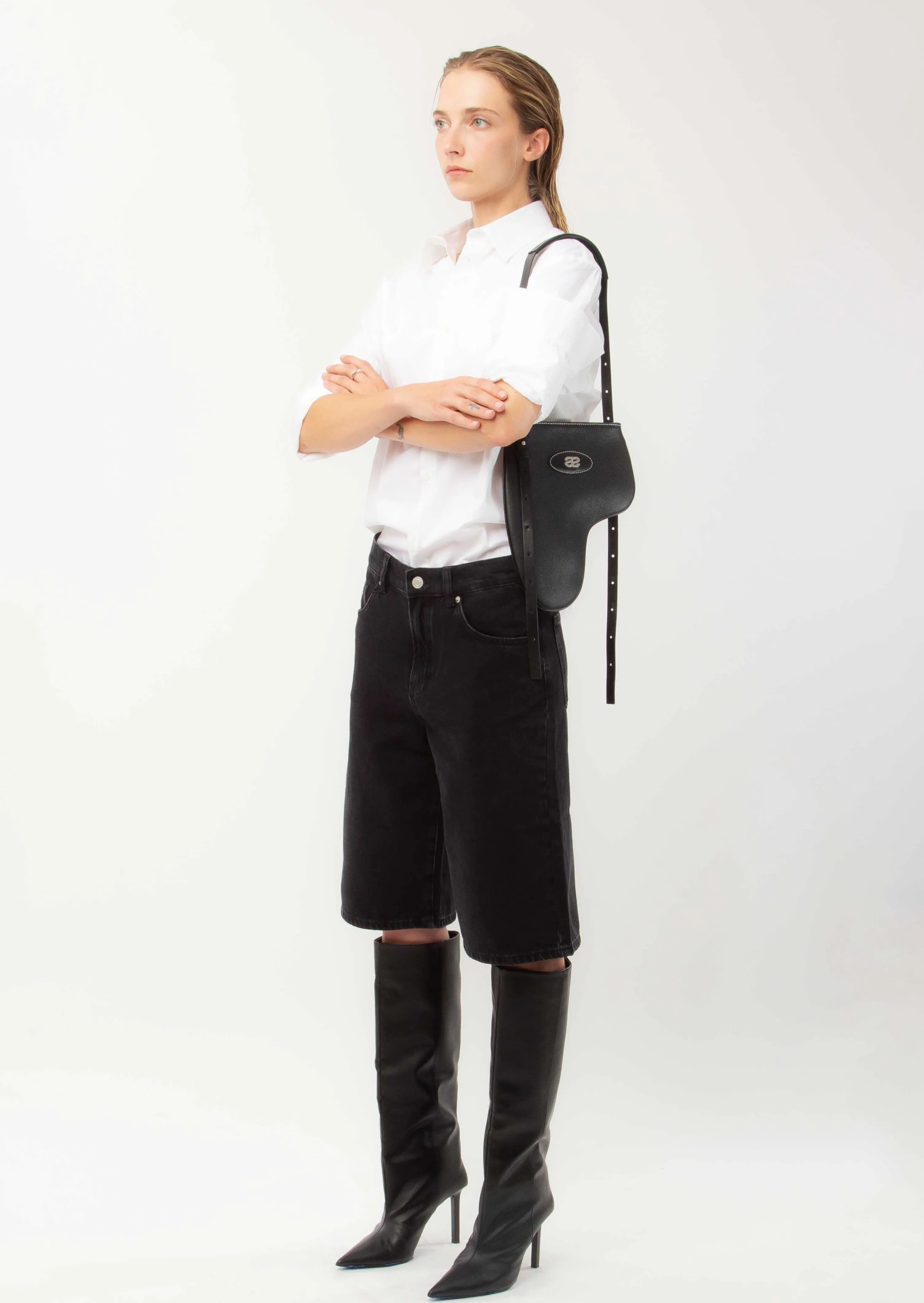 Bellatrix - Black Grained