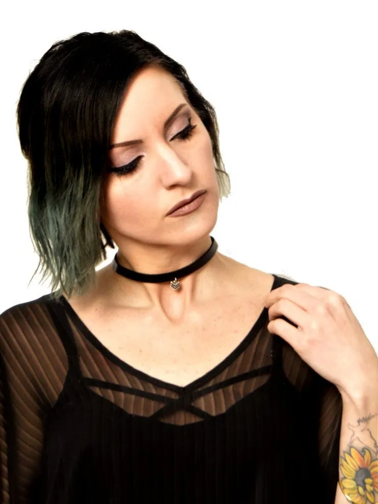 Black Leather Cheveron Pendant Choker
