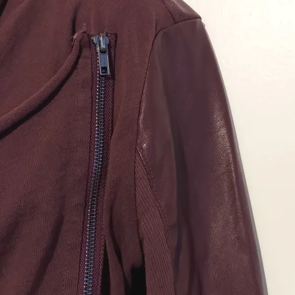 Blank NYC Plum Purple Brown Ribbed Knit &amp; Faux Leather Jacket Size Medium