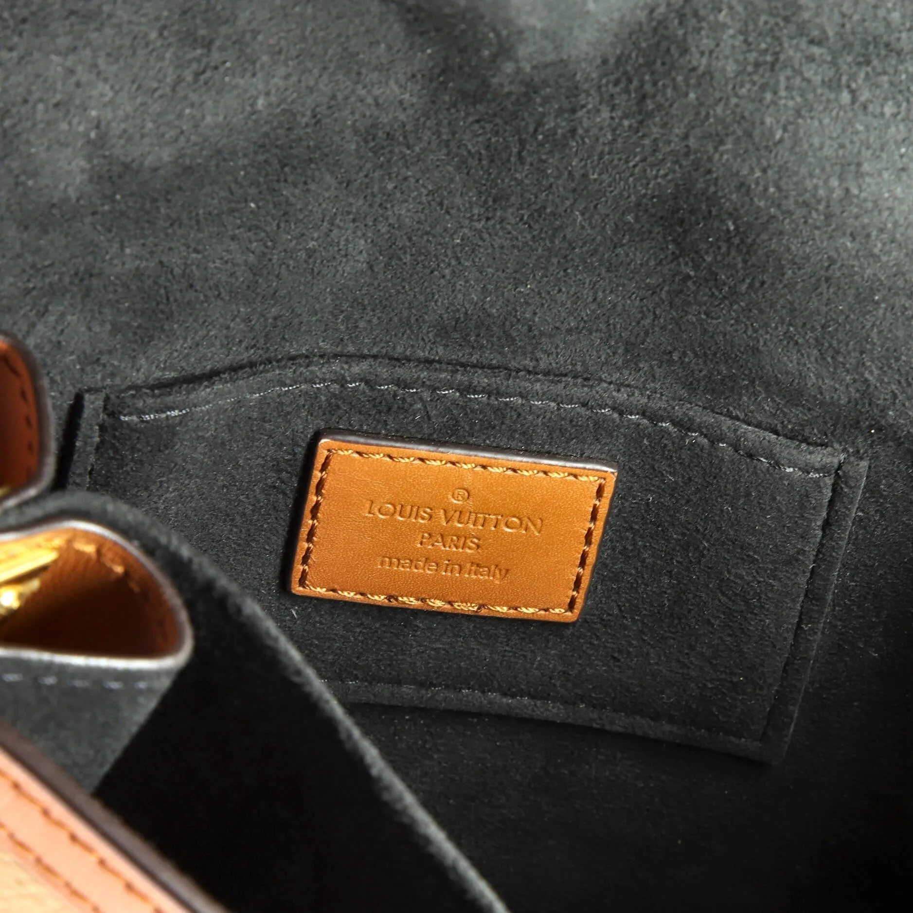 Designer Dauphine Shoulder Bag Reverse Monogram Canvas Mini
