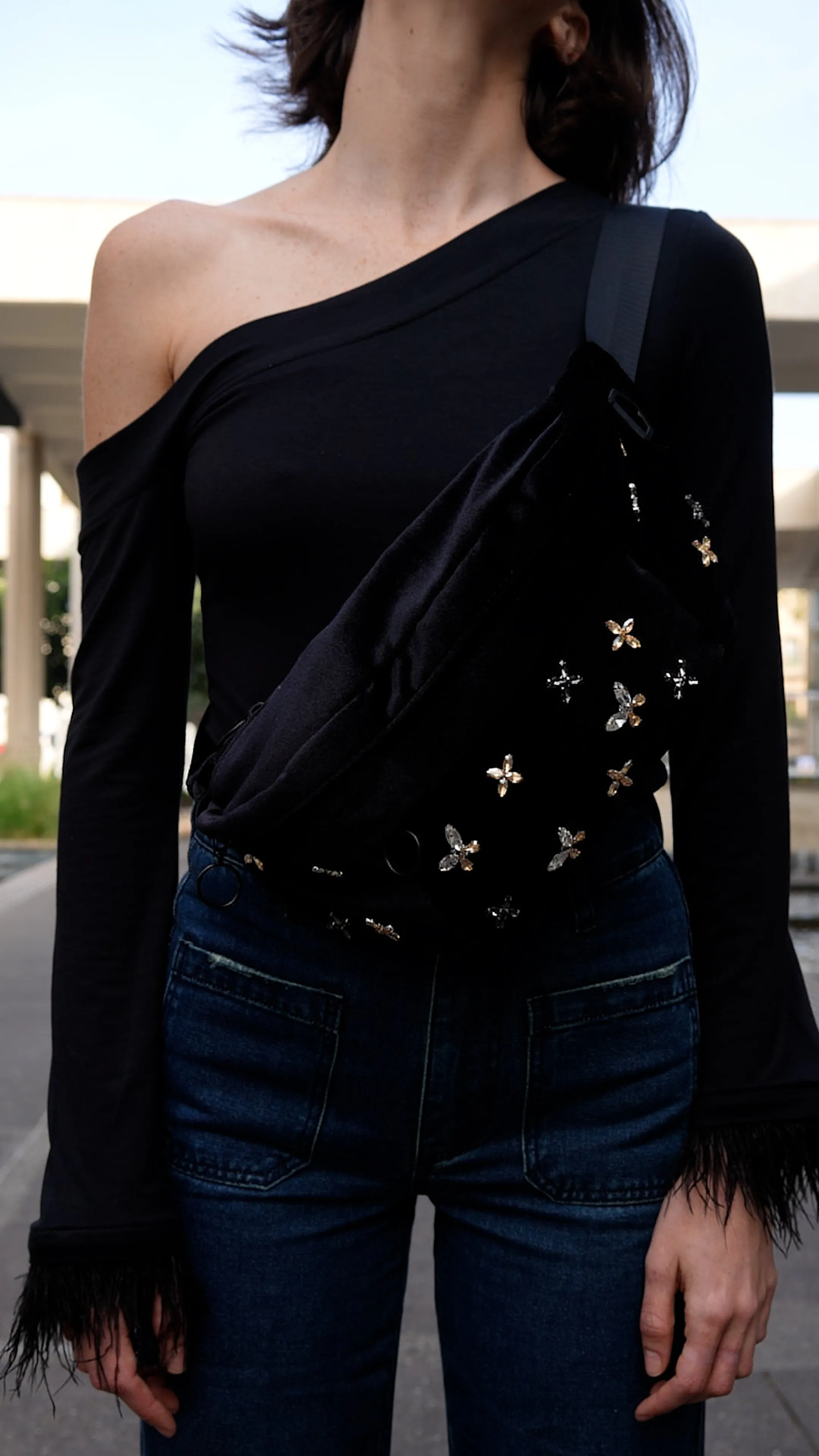 EE Universe Black Belt Bag