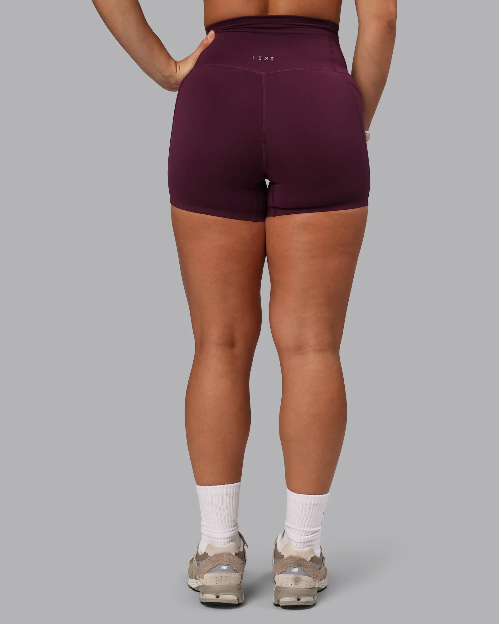 Elixir X-Short Tights With Pockets - Cherry Lacquer