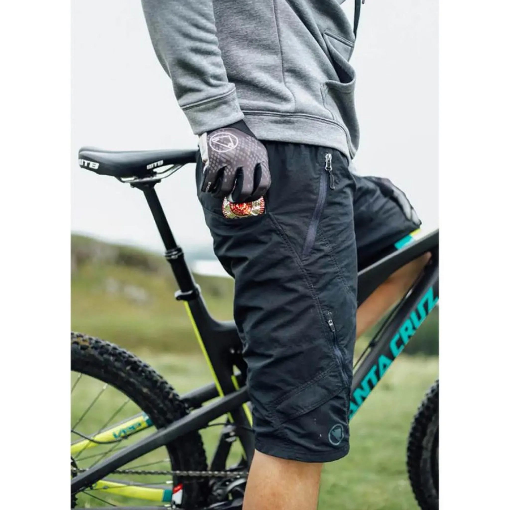 Endura Hummvee Short II with liner Olive Green