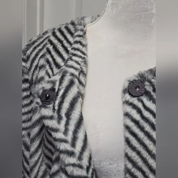 Fever Chevron Design Faux Fur Coat