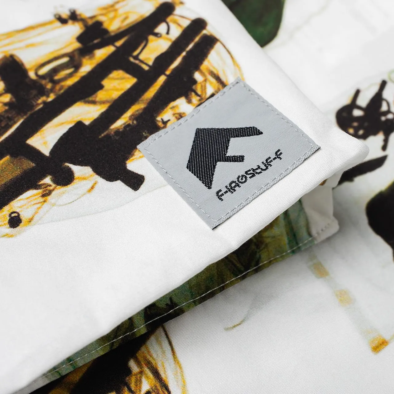 flagstuff "illegal" f/z mod shirt (white)