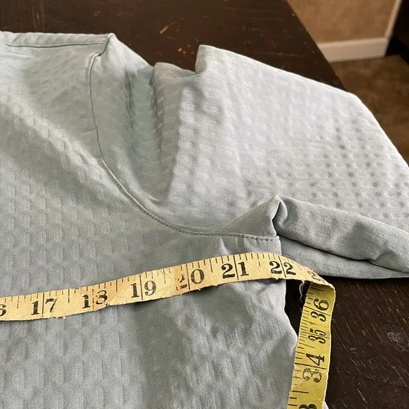 Free Fly Grid Back Women’s Fleece Jacket in Desert Sage Size L.