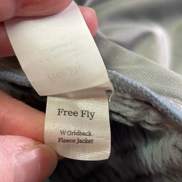 Free Fly Grid Back Women’s Fleece Jacket in Desert Sage Size L.