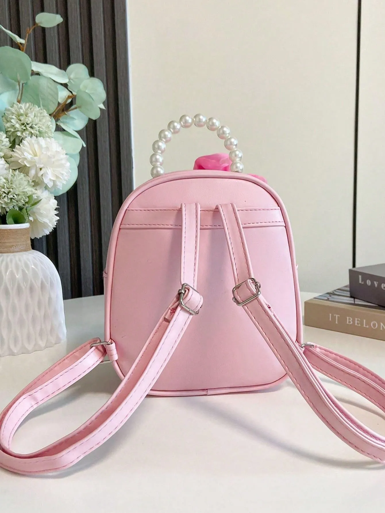 Girls Cartoon Figure Graphic Sequin Decor Backpack