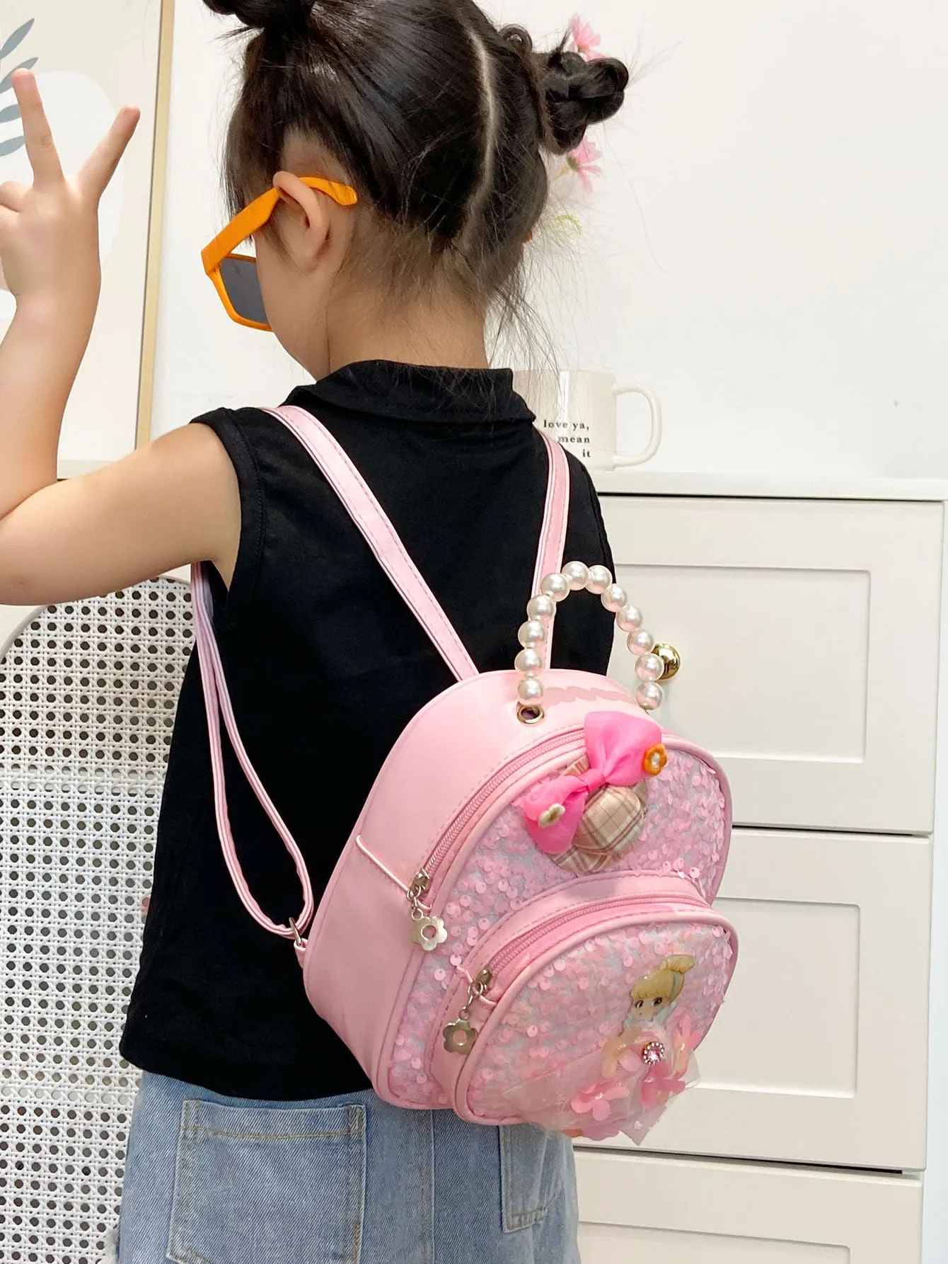 Girls Cartoon Figure Graphic Sequin Decor Backpack