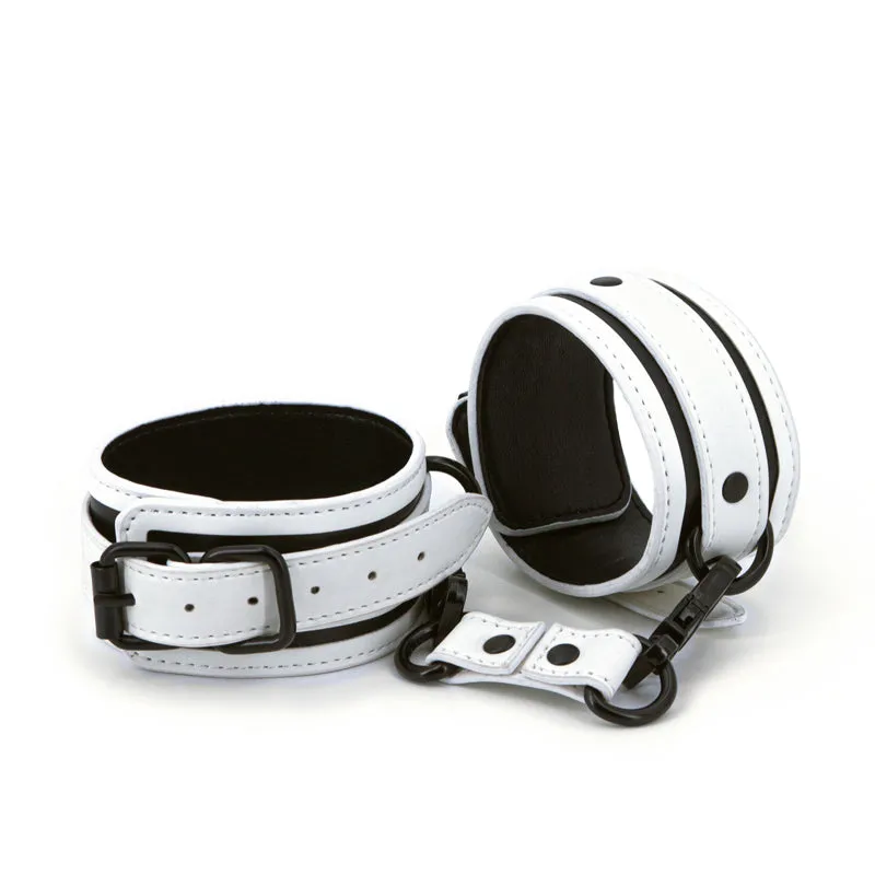 GLO Bondage Ankle Cuff - Glow In Dark