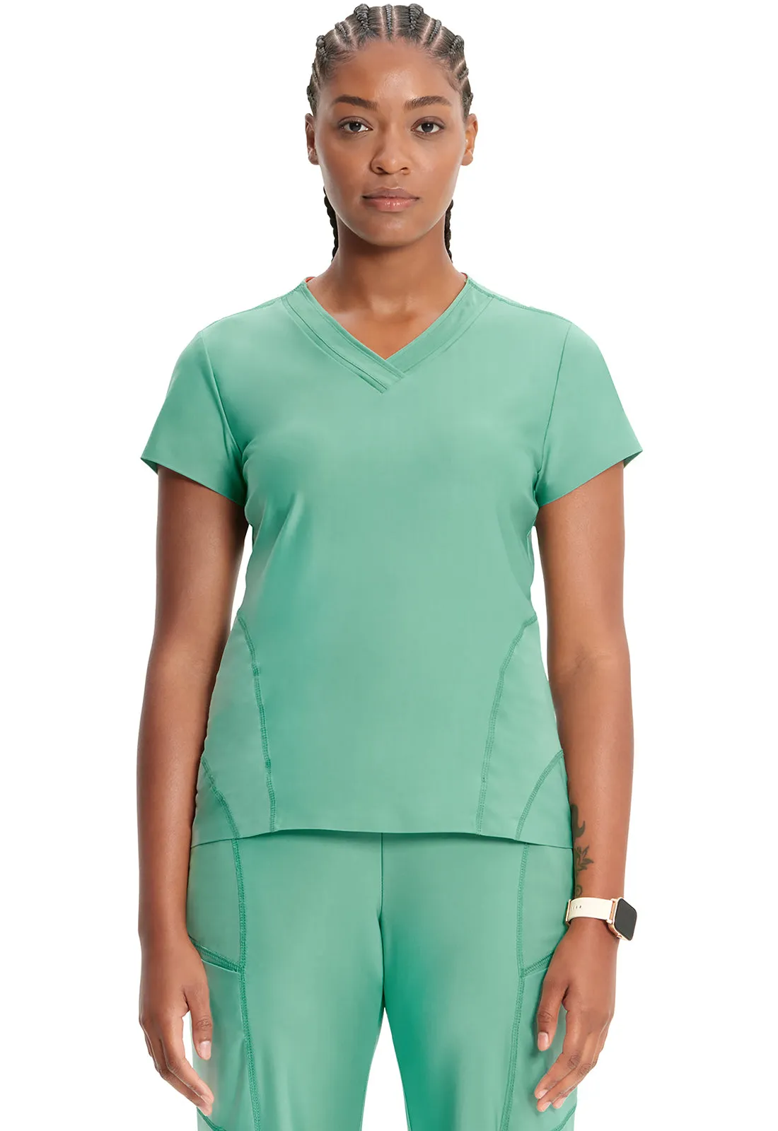 GNR8 Kinetic  IN706A Knit V-Neck Top Matcha Latte