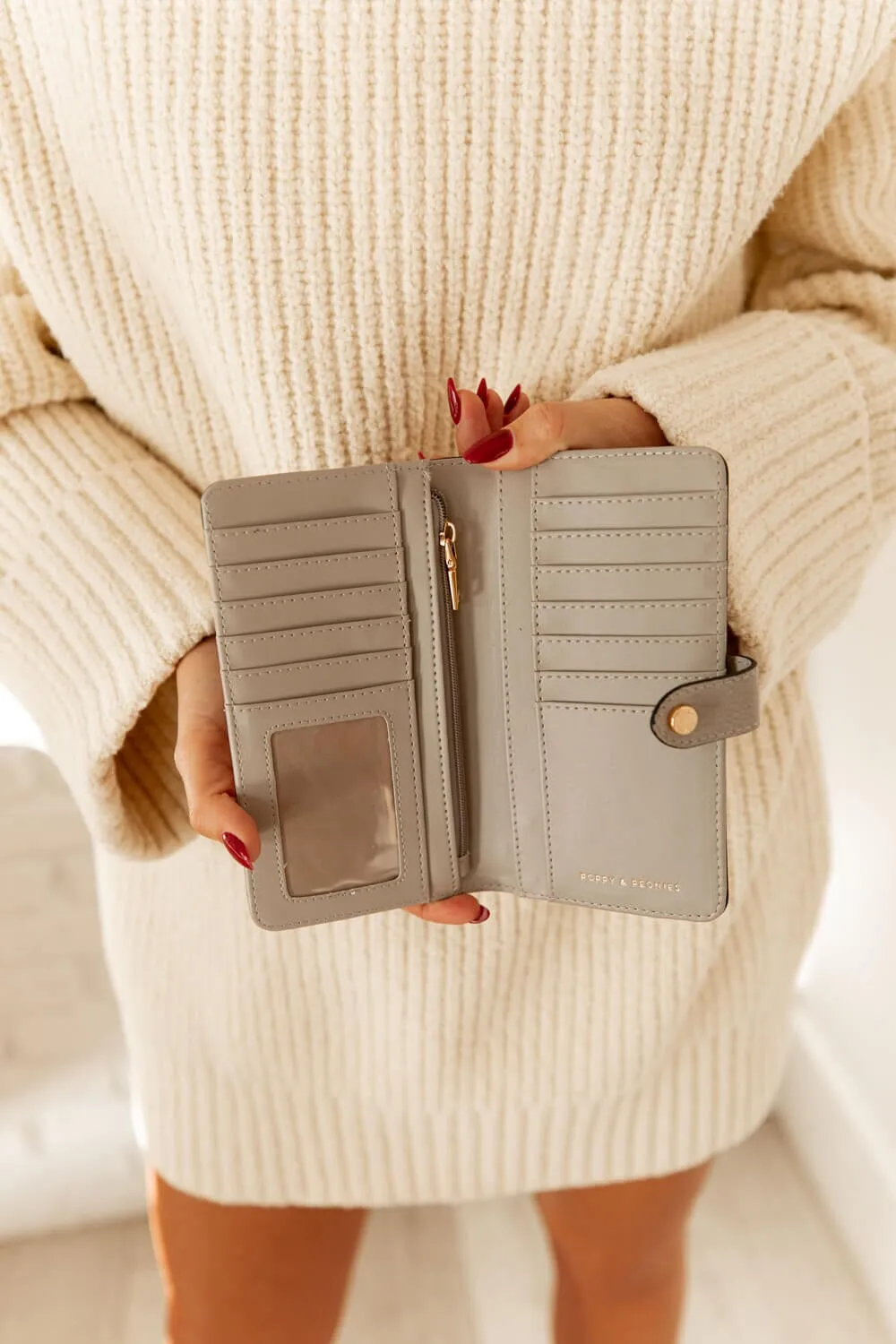 Go Anywhere Wallet Grey
