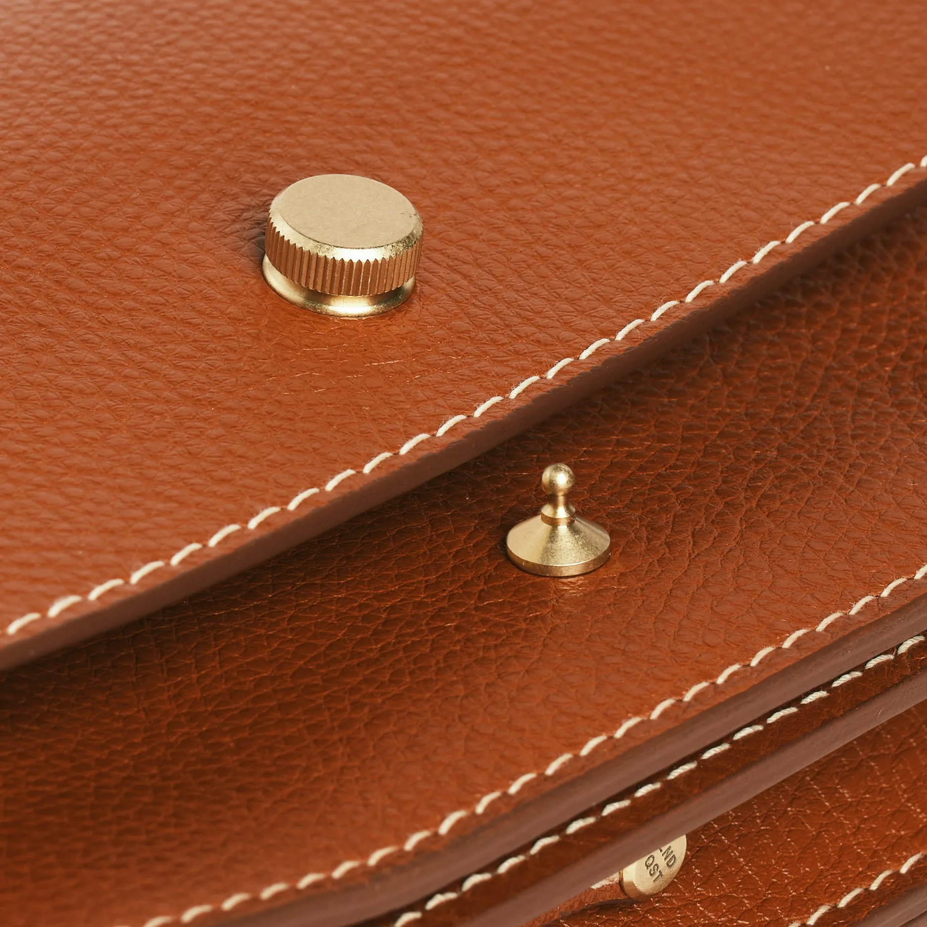 Hanne Accordion Wallet in Leather Brown