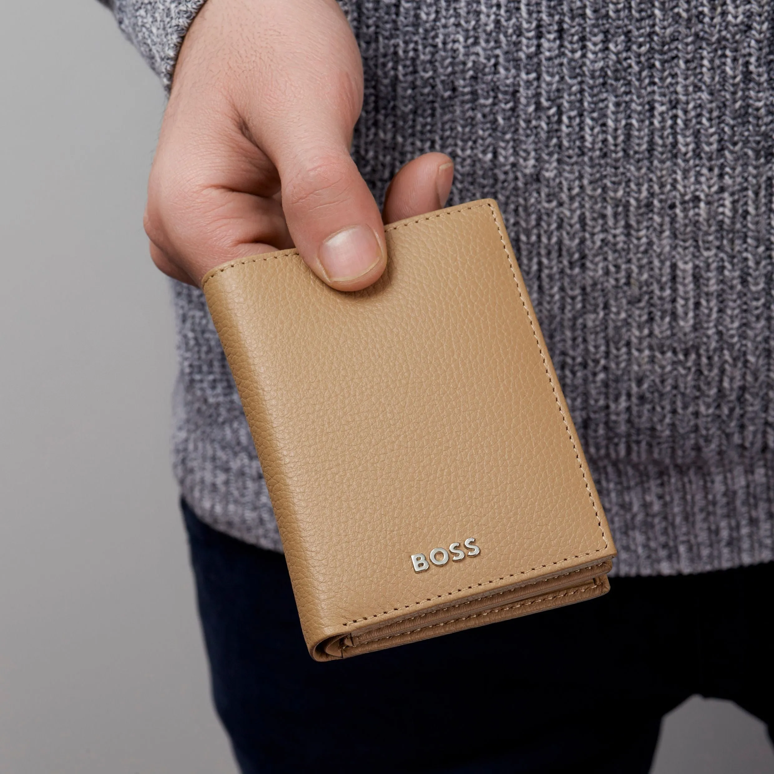 HUGO BOSS HLG416X - Card holder with flap and money pocket Classic Grained Camel