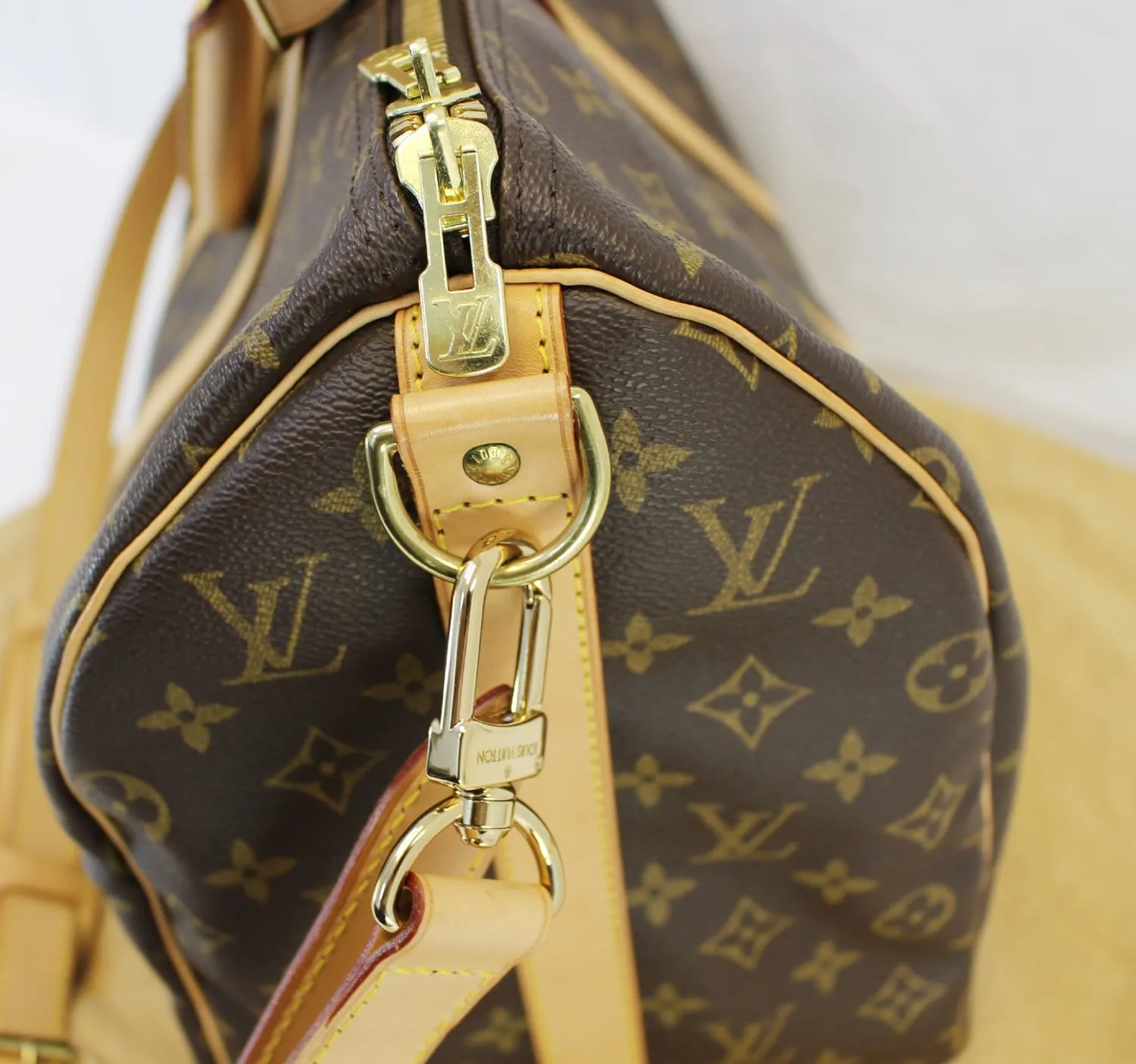 LOUIS VUITTON Monogram Canvas Keepall Bandouliere 45 Bag