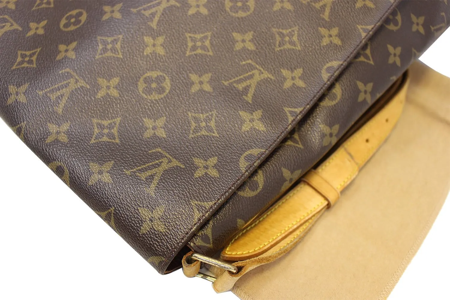 LOUIS VUITTON Monogram Canvas Musette Crossbody Bag