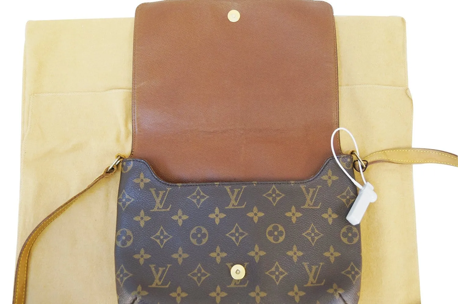 LOUIS VUITTON Monogram Musette Tango Shoulder Bag