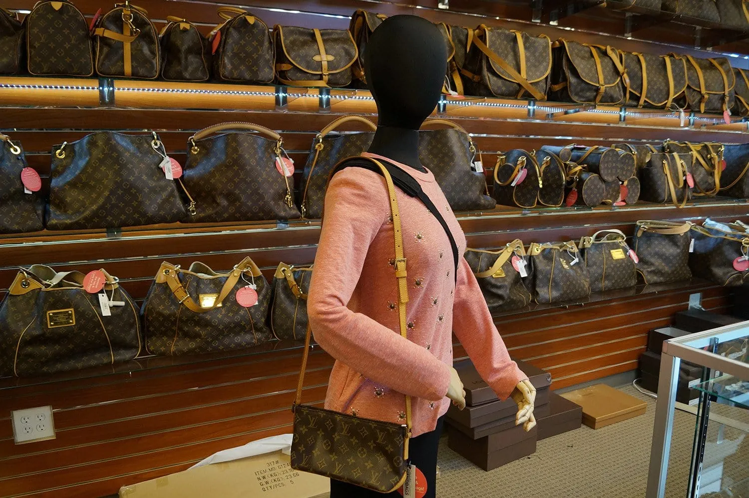 LOUIS VUITTON Monogram Trotteur Shoulder Bag