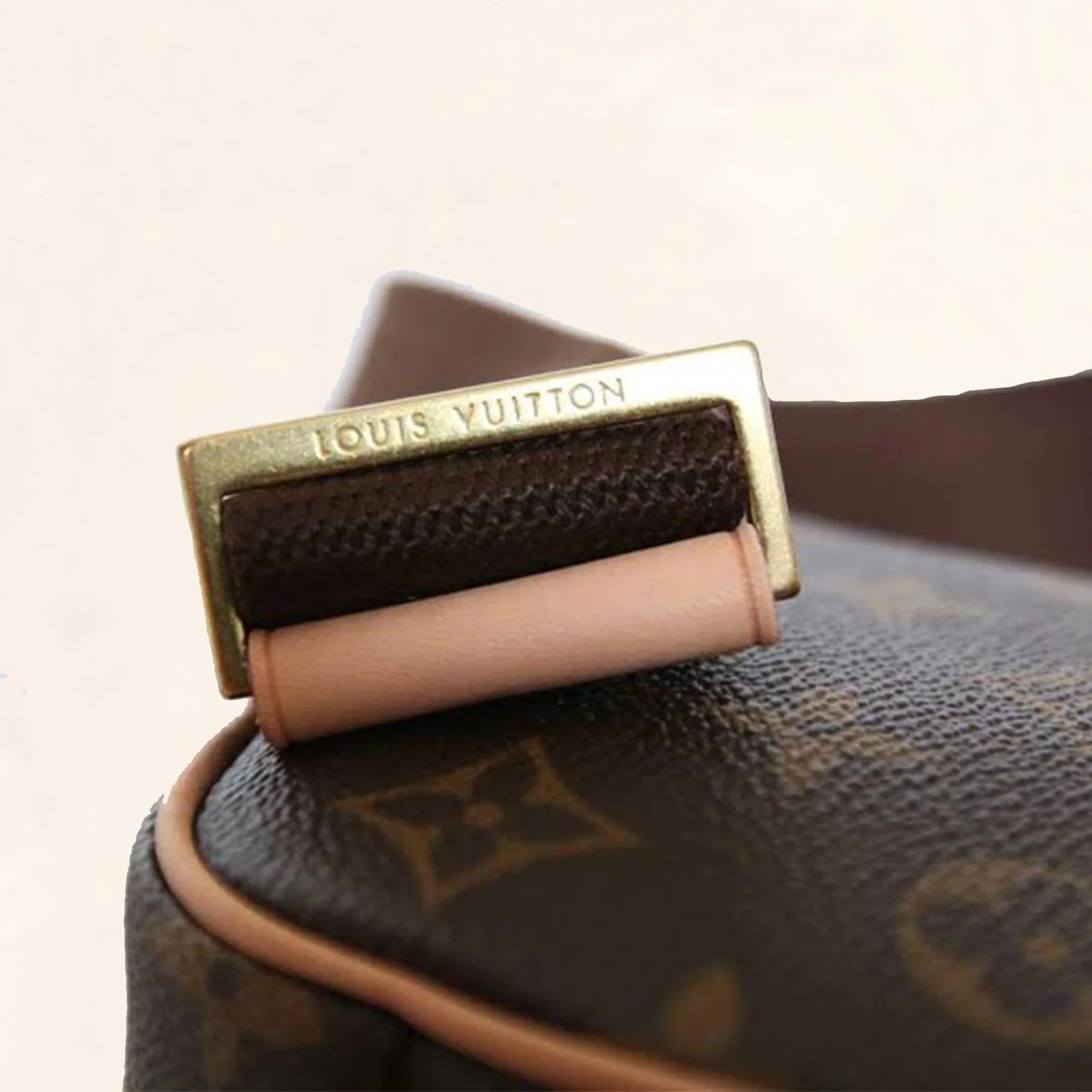 Louis Vuitton | Pochette Gange | One-Size