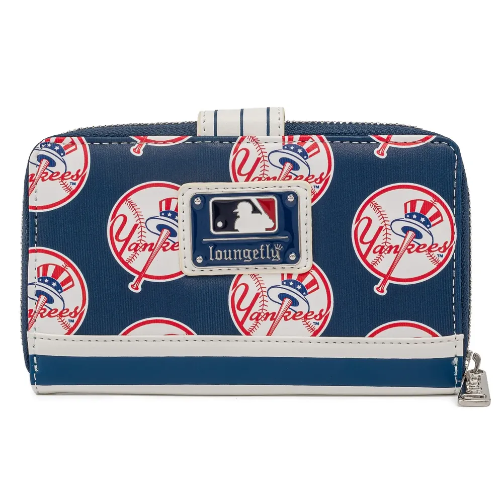 Loungefly MLB New York Yankees Logo Wallet