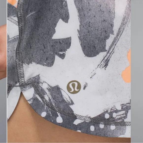 Lululemon Be Free Runsie Mini Art Pop White Multi