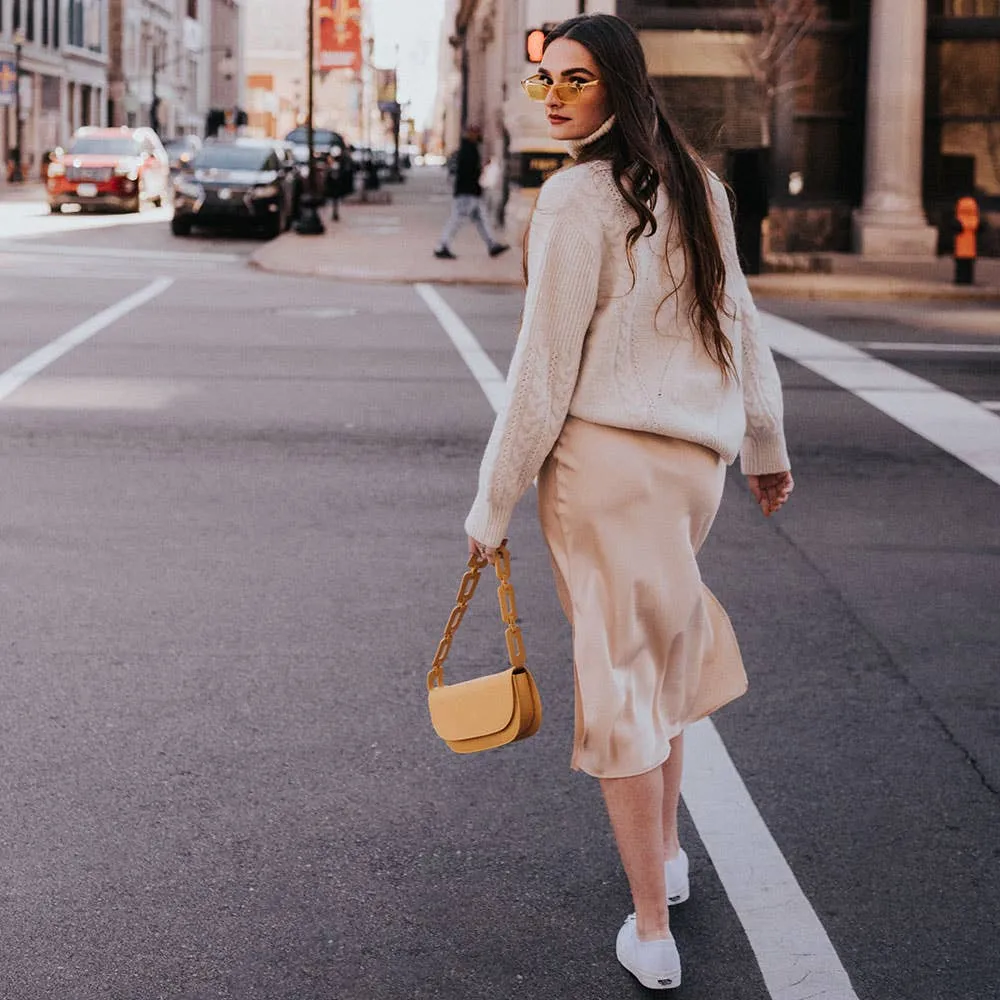 Luxe Essence Shoulder Bag in Yellow