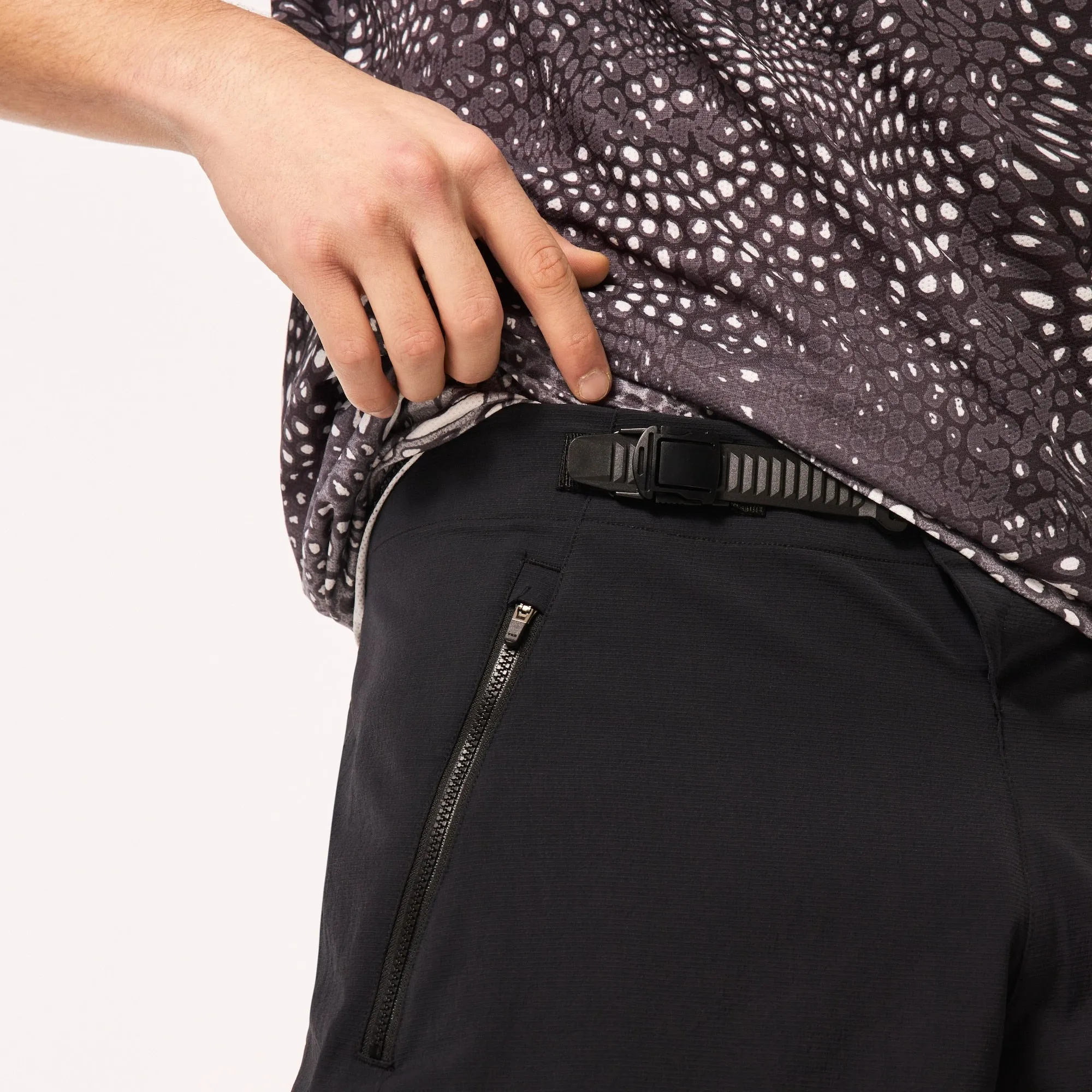 Men's Maven Scrub Short