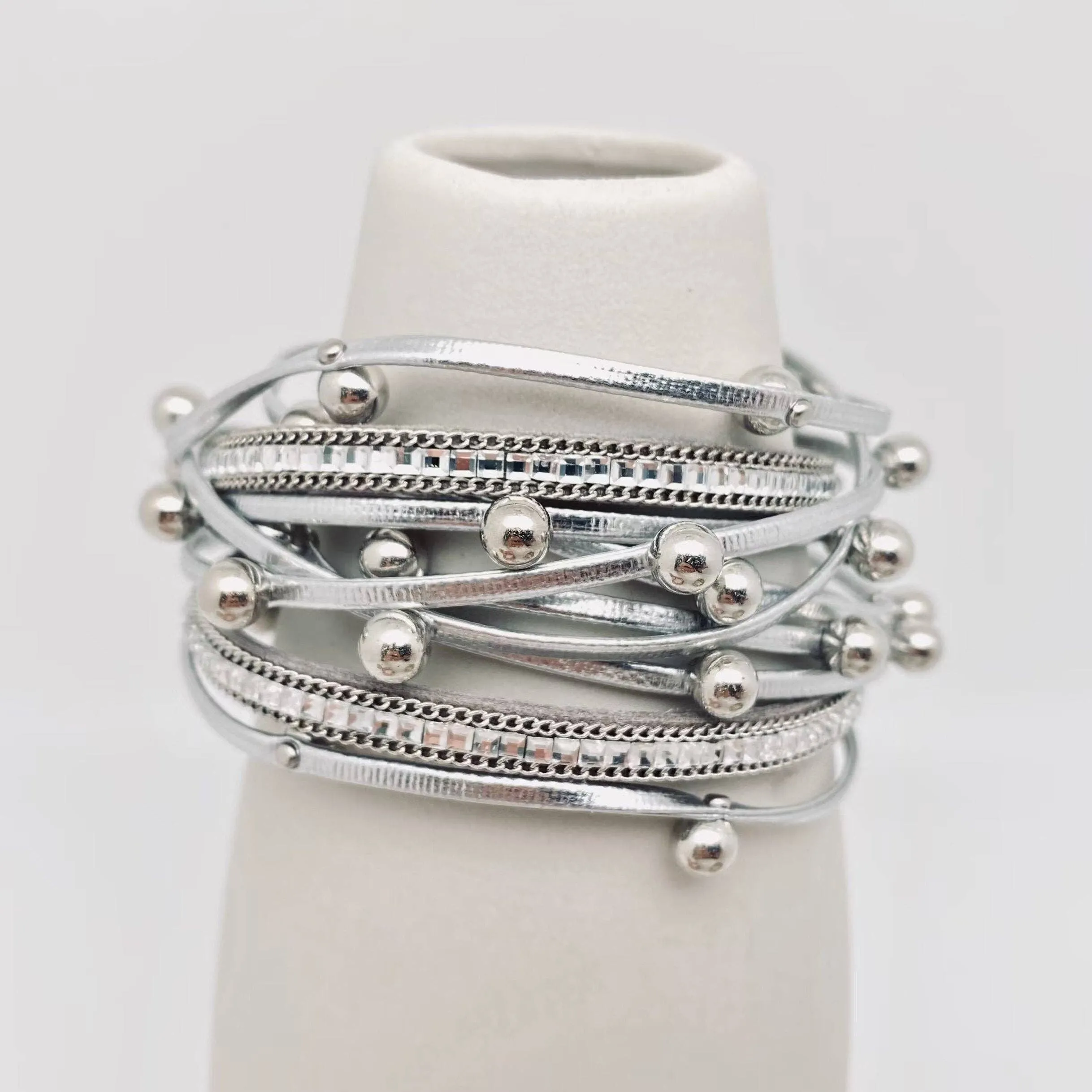 Metal Beads Pearl Multi-Layer PU Leather Bracelet: Coffee   Metal Beads