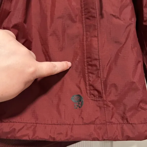 Mountain Hardwear Red Rain Jacket Women's Size M, Medium