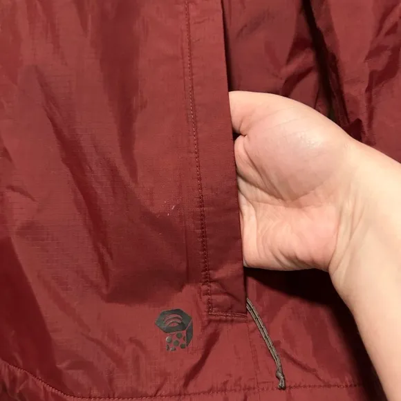 Mountain Hardwear Red Rain Jacket Women's Size M, Medium