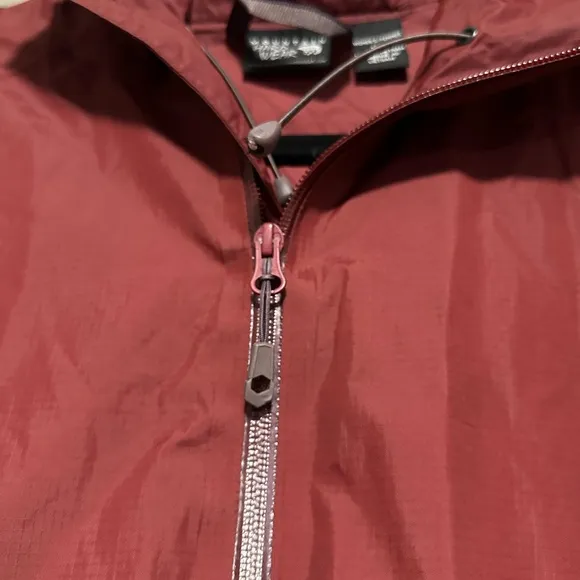 Mountain Hardwear Red Rain Jacket Women's Size M, Medium