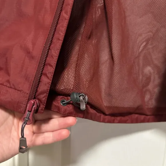 Mountain Hardwear Red Rain Jacket Women's Size M, Medium