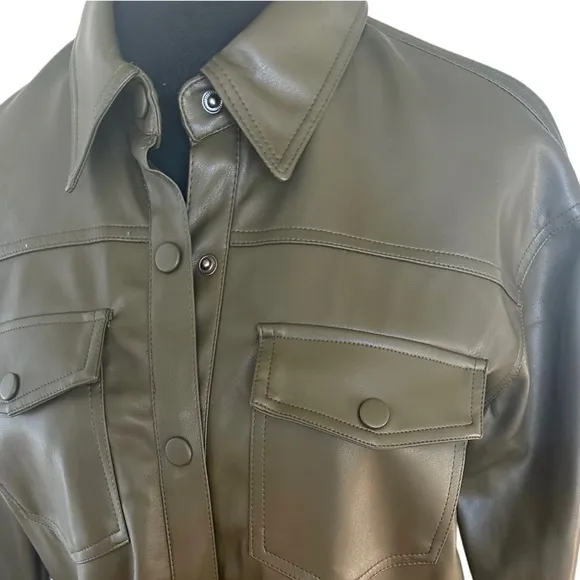 NWOT - T TAHARI Women’s Olive Faux Leather Snap Button Shacket - SMALL