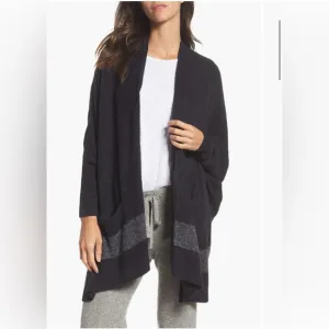 NWT Barefoot Dreams® Cliffside Circle Wrap