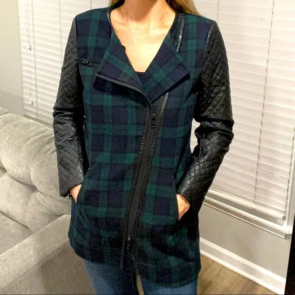 NWT WALTER BAKER 118 Sadie Blue Green Plaid Faux Leather Sleeve Coat MED