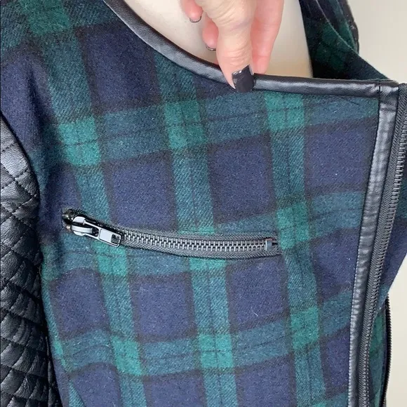 NWT WALTER BAKER 118 Sadie Blue Green Plaid Faux Leather Sleeve Coat MED