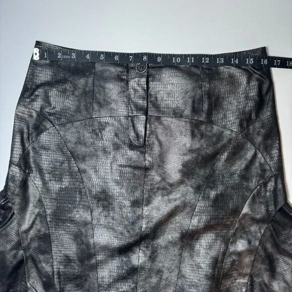 Pile ou Face Paris Textured A-Line Skirt 3 Gray Black Reptile Print Flared Hem