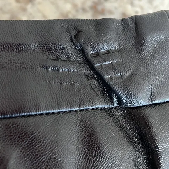 Shelli Segal Faux Leather skirt