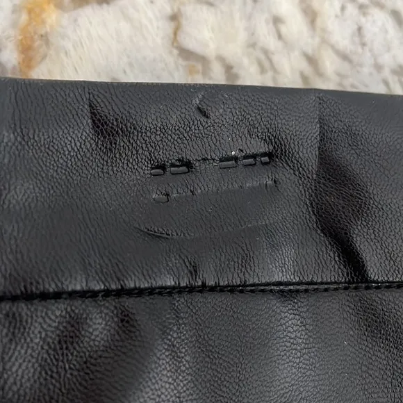 Shelli Segal Faux Leather skirt