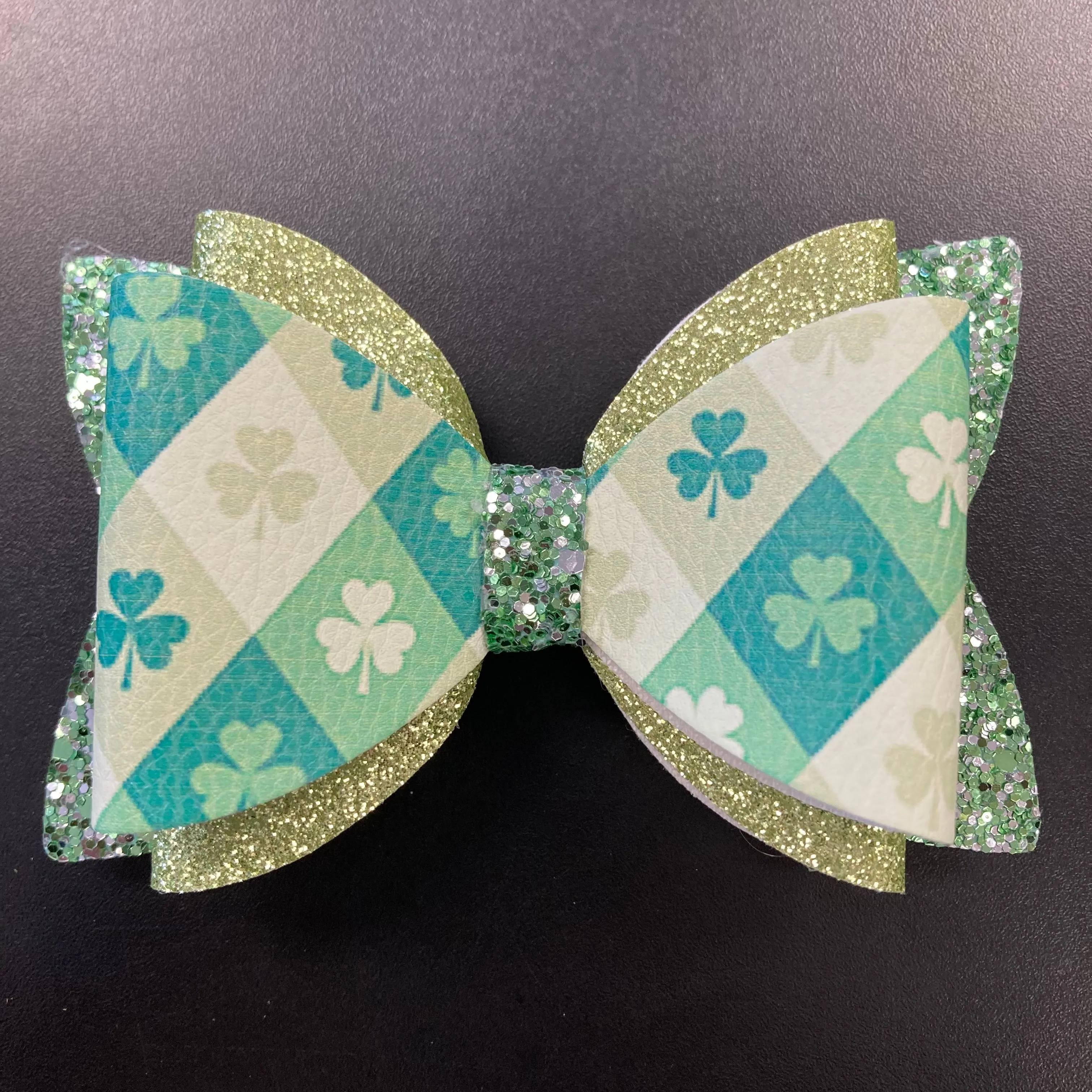 St Patrick Large Bow #3