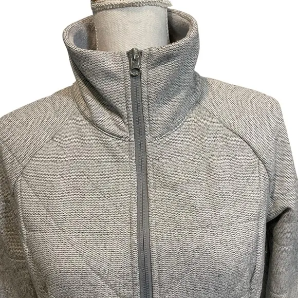The North Face Gray Fitted Women’s Winter Jacket.  Size S