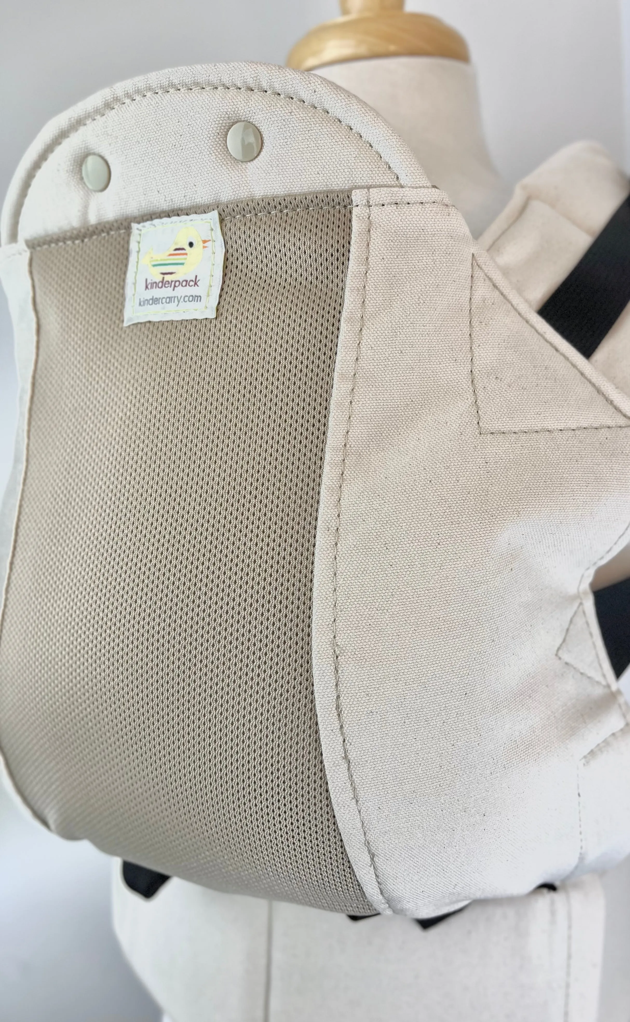 Toasted Oat Organic Cotton with Koolnit- Infant Kinderpack