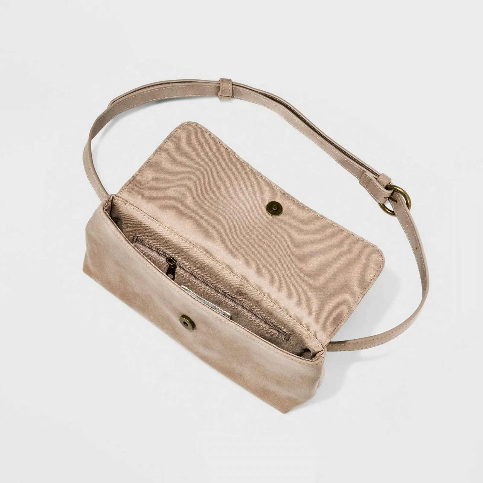 Universal Thread Women's Flap Fanny Pack
