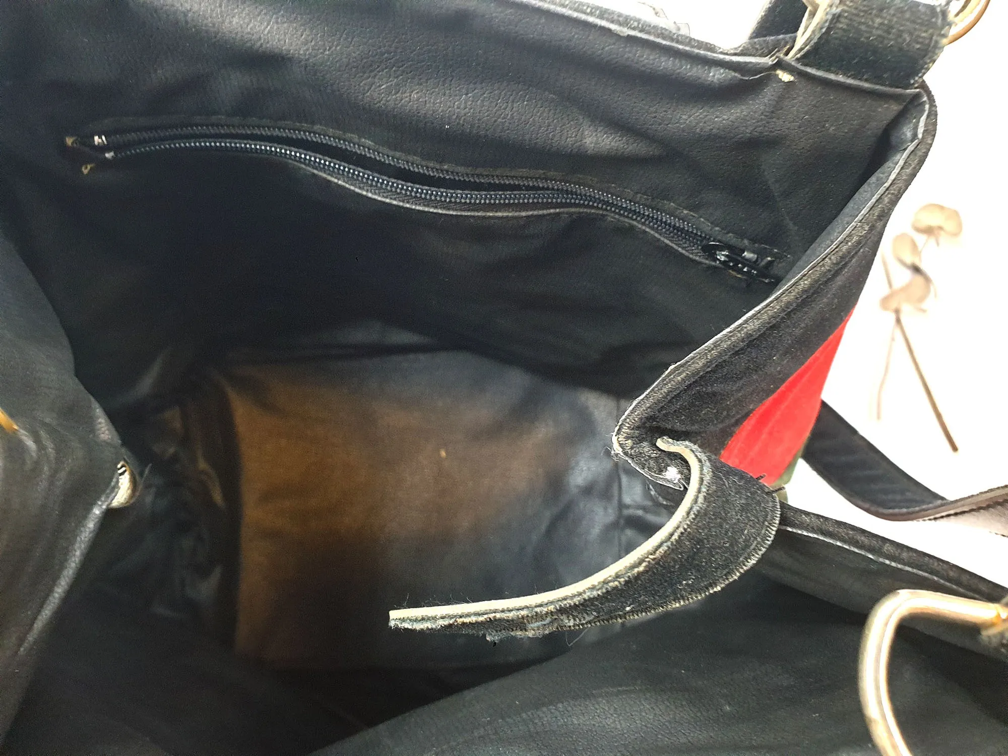 Vintage faux leather striped bag